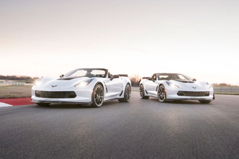 Limited to 650 vehicles globally, and available on Grand Sport 3LT and Z06 3LZ trims, the Carbon 65 Edition features visible carbon fiber exterior elements, a new Ceramic Matrix Gray exterior color and special interior appointments, including a new carbon fiber-rimmed steering wheel.