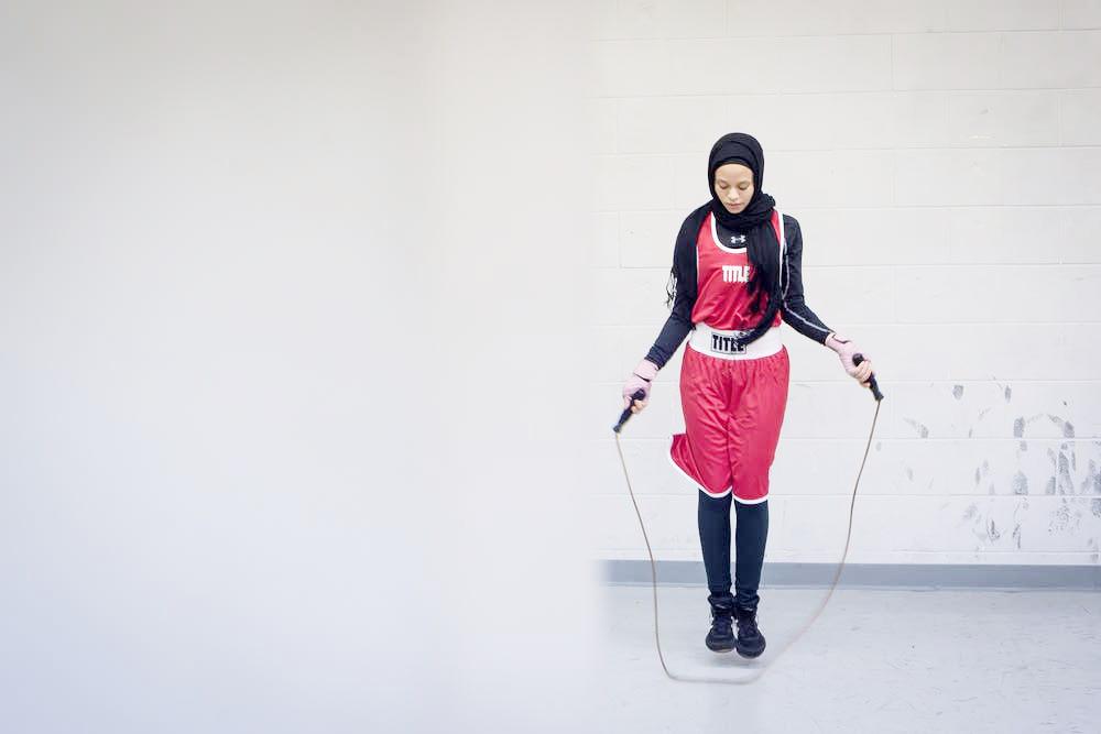 American Muslim teen boxer wins fight to wear Hijab