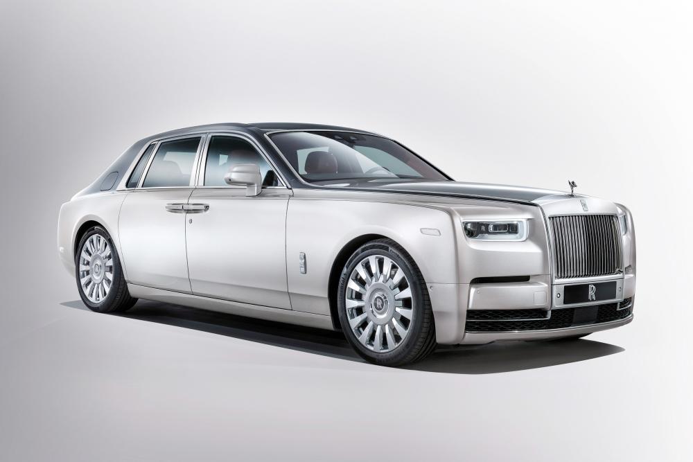 New Phantom (front)
