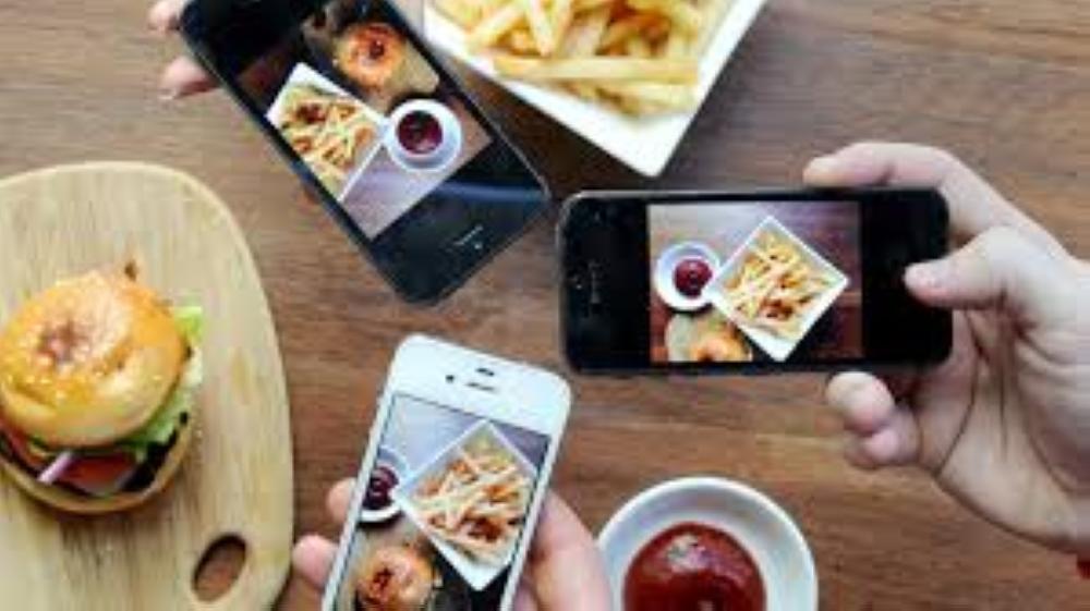 Social media stats: 
Instagram