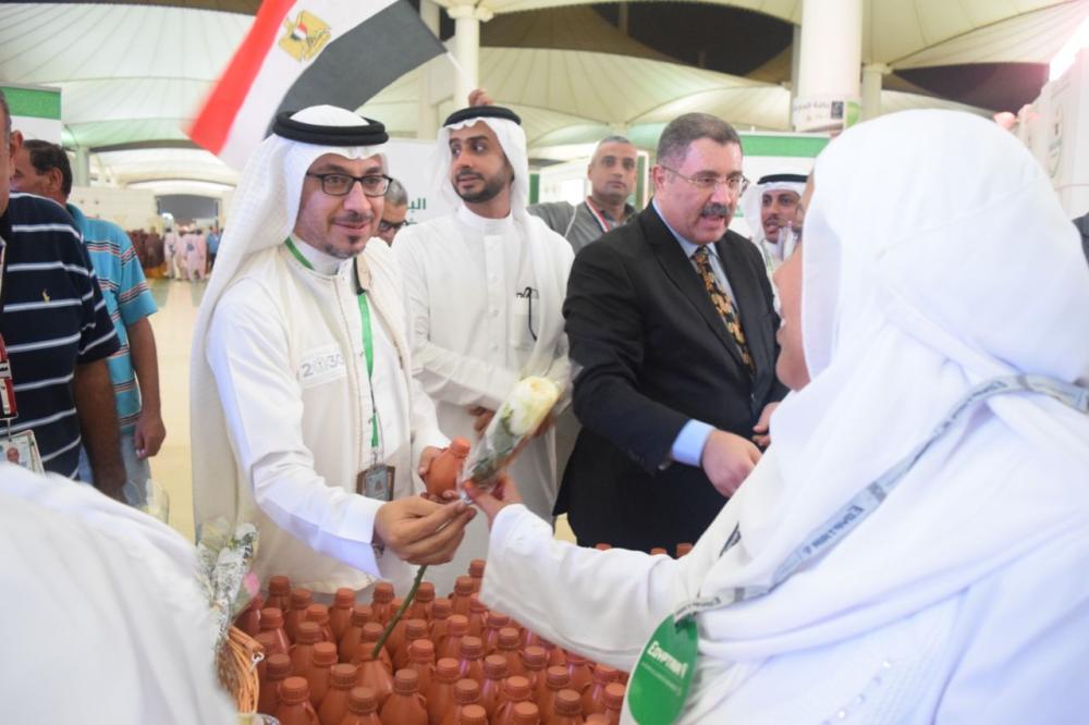 Egypt’s consul general receives pilgrims