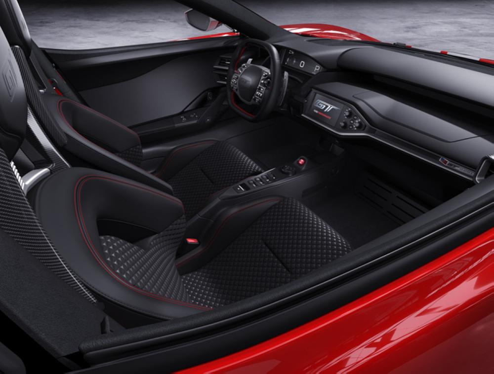 Ford GT ‘67 Heritage edition 
honors historic No. 1 racecar