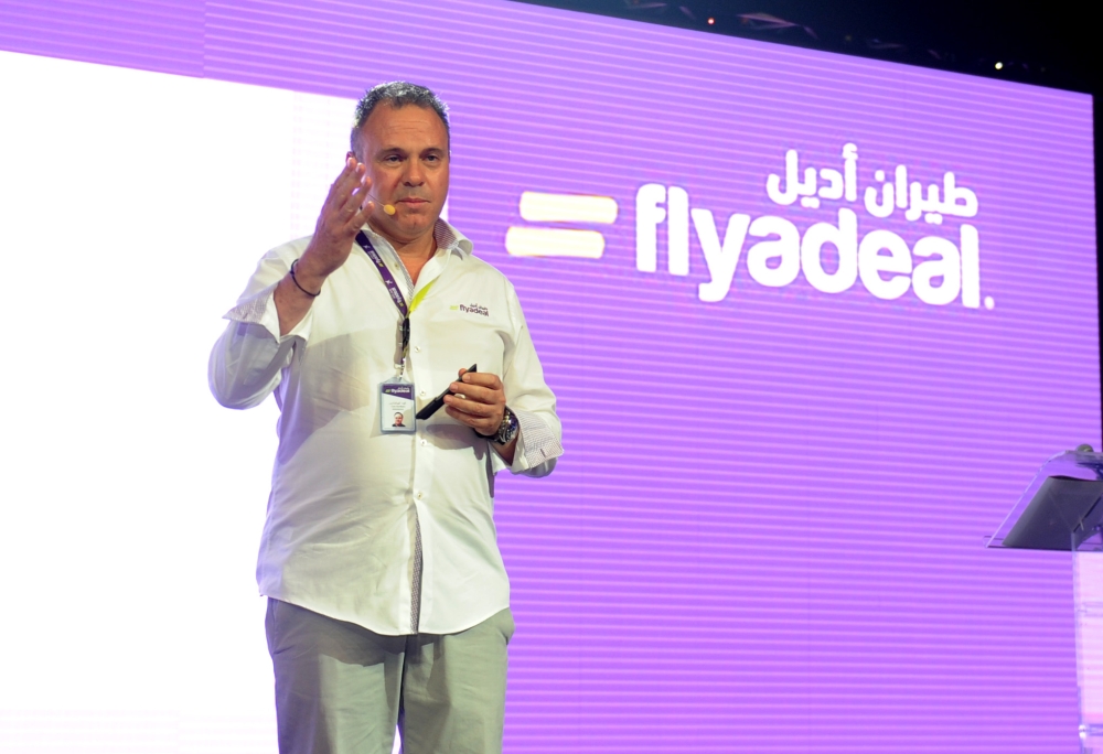 flyadeal's new plane