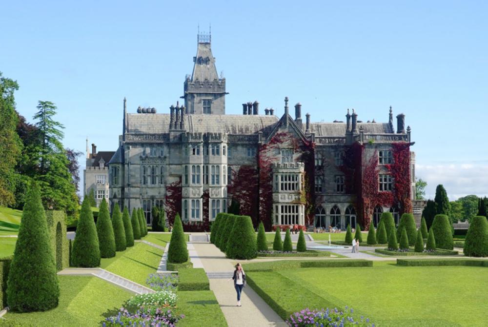 The leading hotels of 
the world presents the 
“Hidden Gems” 
guide for Europe