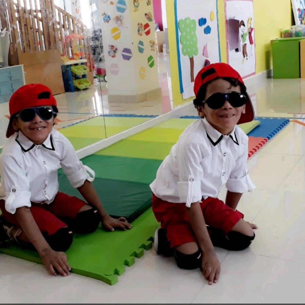 Saudi woman stands out for her pediatric physiotherapy program
