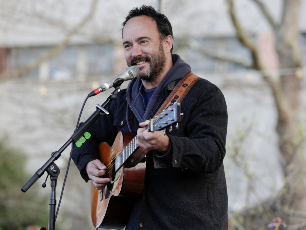 Singer Dave Matthews performs during a 