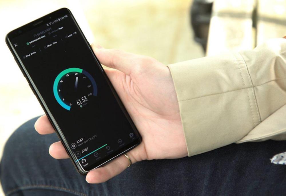 Don’t Let Your Phone Slow You Down: New Data from Ookla 
Shows the Galaxy S9 and S9+ are the Fastest Phones Ever