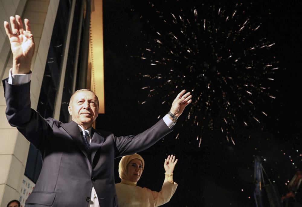 Turkish President Tayyip Erdogan and his wife Emine Erdogan