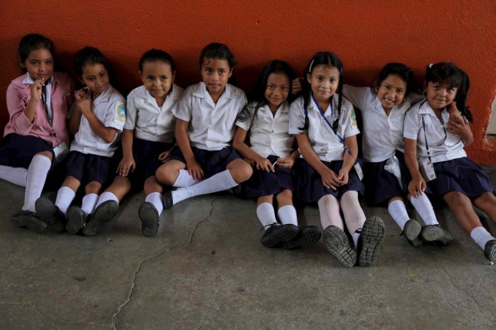 Honduran teachers unite to save education system