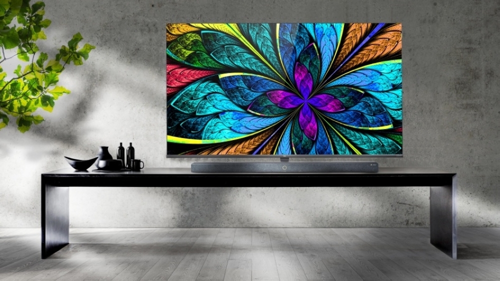 TCL X10 QLED 8K TV 