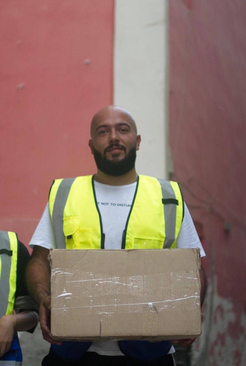 Live to Give volunteer