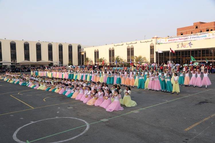 Consul General of India and Vice Patron of International Indian Schools in the Kingdom Mohammed Noor Rahman Sheikh inaugurates the 29th Cluster Meet of international schools affiliated to Central Board of Secondary Education in Jeddah on Saturday. — Photos Krishna Chemmad
