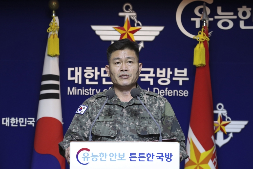 South Korean Army Maj. Gen. Jeon Dong-jin of the Joint Chiefs of Staff (JCS) speaks during a press briefing on North Korea's projectiles at the Defense Ministry in Seoul on Thursday. — AFP