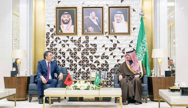 Minister of Interior Prince Abdulaziz Bin Saud Bin Naif met here Monday with the Interior Minister of Albania Bledar Cuçi.