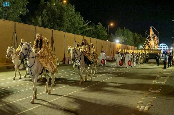 The Ministry of Culture organized the “Founding March” event on Prince Turki Bin Abdulaziz Al-Awwal Road in Riyadh, with the participation of more than 4,800 performers.