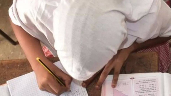 Muslim pupils at the Ganjoni Primary School in Mombasa, coastal Kenya