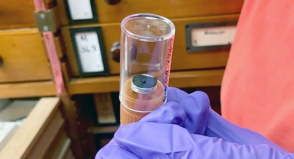 This fragment, little more than 1mm across, is packed full of information waiting to be extracted