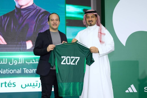 The Saudi Arabian Football Federation (SAFF) revealed Lluís Cortés as the new head coach for the women’s national team. Lluis Cortes is seen with SAFF President Yasser Al Misehal.