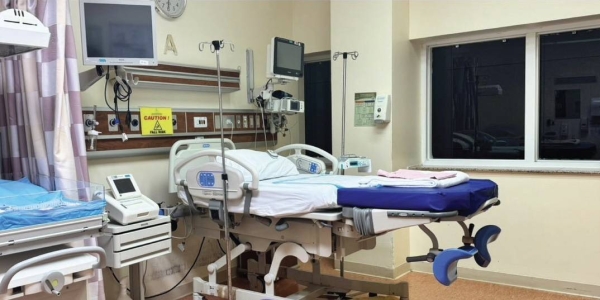 The Makkah Health Cluster reported that the pilgrim, who was in her 31st week of pregnancy, was admitted to the Maternity and Children’s Hospital’s emergency department after experiencing labor pains.
