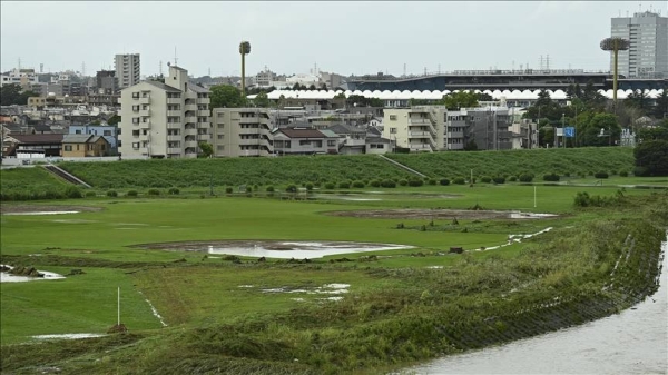 Typhoon Shanshan weakens to tropical storm but continues to disrupt central Japan