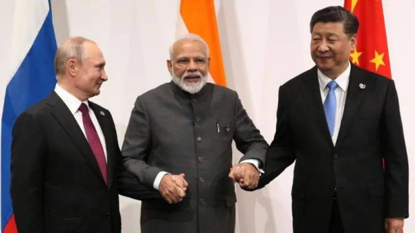 (From left to right) Putin, Modi and Xi Jinping at a meeting in 2019 — Brics' original members continue to offer benefits for India