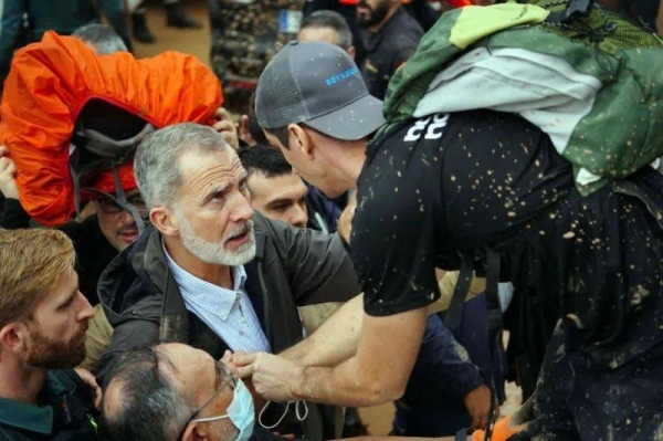King Felipe was heckled by angry residents during the visit to Paiporta
