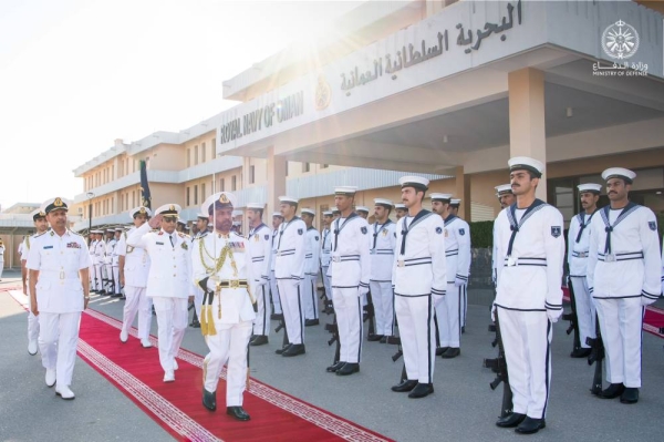 Chief of Staff of the Saudi Naval Forces Lieutenant General Mohammed Al-Gharibi during his visit to Oman