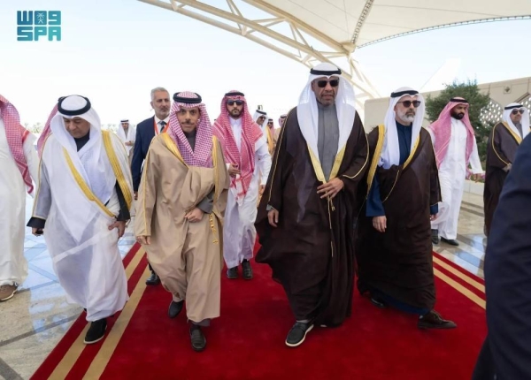 Saudi Minister of Foreign Affairs Prince Faisal bin Farhan is being received upon arrival at Kuwait International Airport on Thursday.