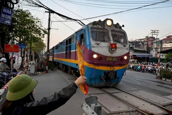 Vietnam approves $67 billion high-speed railway linking Hanoi and Ho Chi Minh City