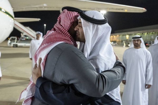 UAE President Sheikh Mohammed bin Zayed Al-Nahyan receives Saudi Crown Prince and Prime Minister Mohammed bin Salman in Al-Ain on Sunday.