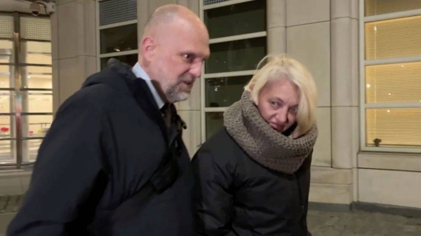 Svetlana Dali leaves a federal hearing in New York on Friday after being released from custody