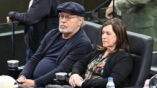 Billy Crystal said he and his wife, Janice, were 'heartbroken'