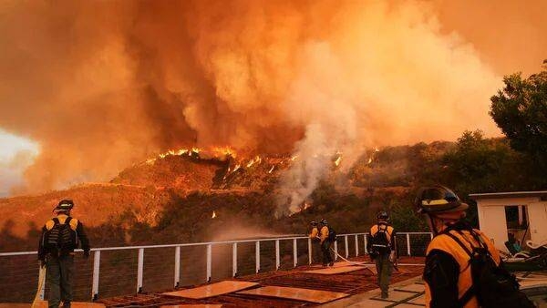 The median rent for properties in Los Angeles has gone up to $2,800 (£2,295) following the wildfires