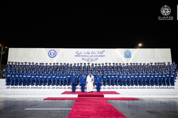 Deputy Minister of Defense Prince Abdulrahman bin Mohammed bin Ayyaf graces the graduation ceremony of 105th batch of students of King Faisal Air Academy in Riyadh on Sunday.