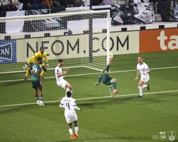 Roberto Firmino’s stunning overhead kick sparks victory as Al Ahli secures a top-four finish and home advantage in the Round of 16.