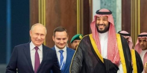 File photo of Crown Prince Mohammed bin Salman and Russian President Putin during a meeting in Riyadh.