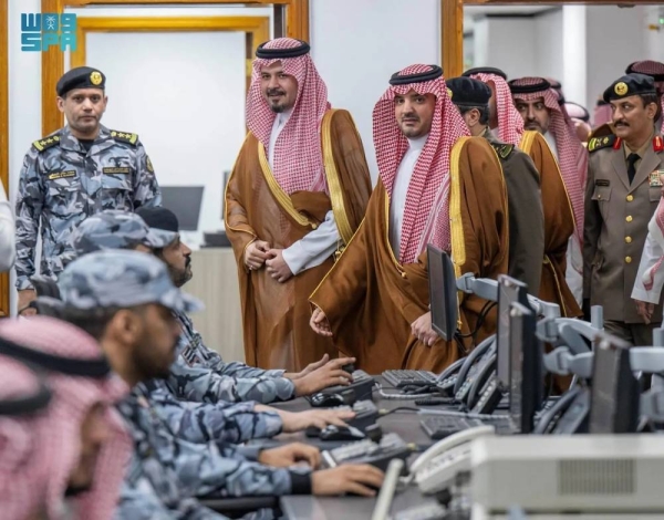 Minister of Interior Prince Abdulaziz bin Saud bin Naif inspects the progress of work at the Security Operations Center of the Prophet's Mosque in Madinah on Saturday.