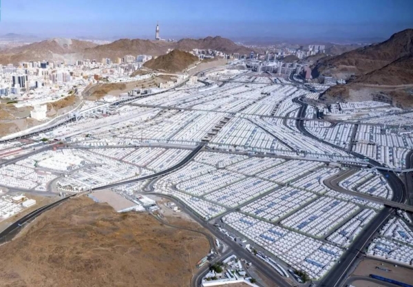 Pilgrims started flocking to Mina from their residences in Makkah early on Wednesday, Dhul Hijjah 8, to spend the Day of Tarwiyah, marking the beginning of the annual pilgrimage of Hajj.