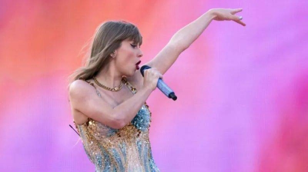 Tens of thousands of fans had bought tickets for Taylor Swift's Vienna shows