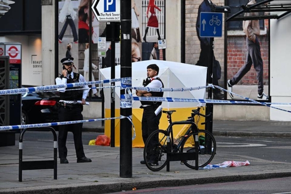 Man stabbed to death in suspected robbery outside Knightsbridge luxury hotel