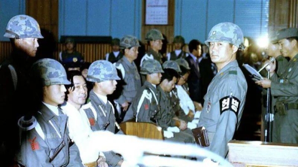 Kim Jae-kyu in military court during the trial in 1979