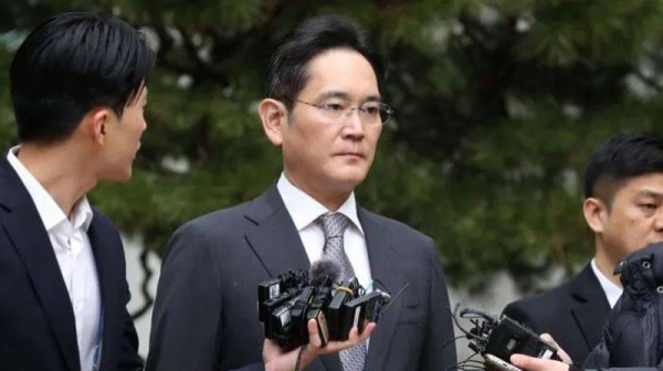 Lee Jae-yong leaves after attending a final decision at the Seoul Central District Court on February 05, 2024 in Seoul, South Korea