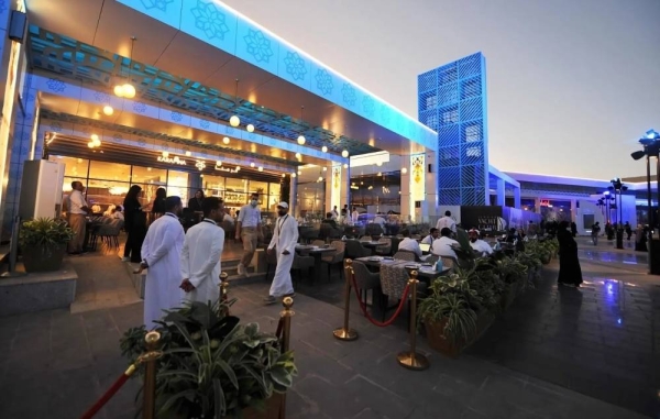 High-end restaurants must now provide a full table service experience.