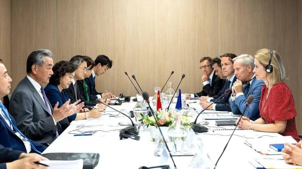 Wang Yi and Kaja Kallas met earlier this month in Brussels