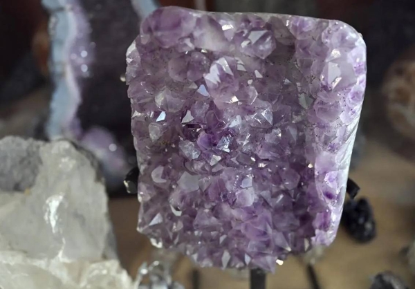 Ministry launches Non-Profit Precious Metals and Gemstones Association to boost industry