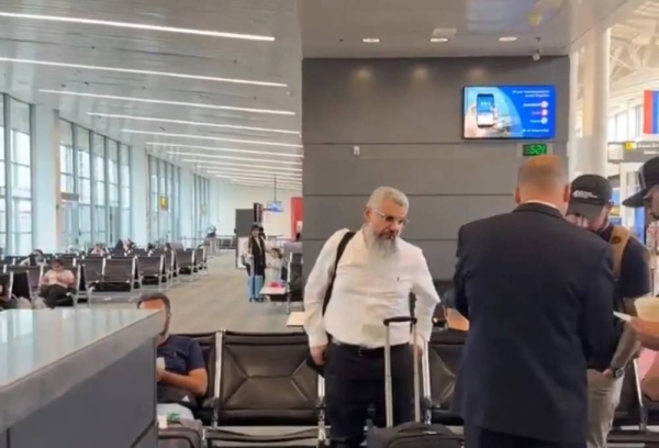 A photo of Saudi citizen Hamdan Al-Turki before boarding the plane, widely shared on social media.