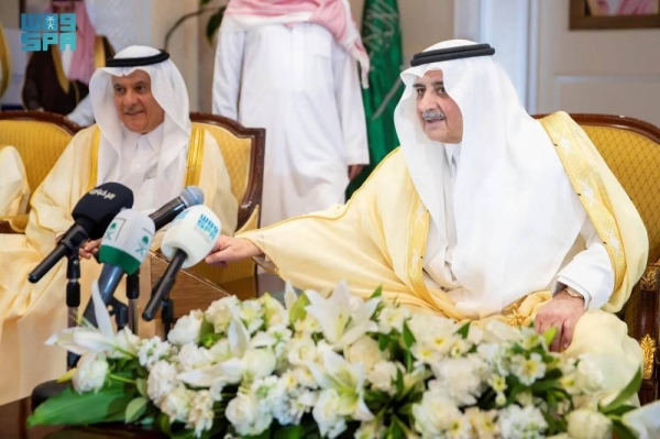Emir of Tabuk Prince Fahd bin Sultan inaugurates and lays the foundation stone for several development projects in Tabuk on Sunday.