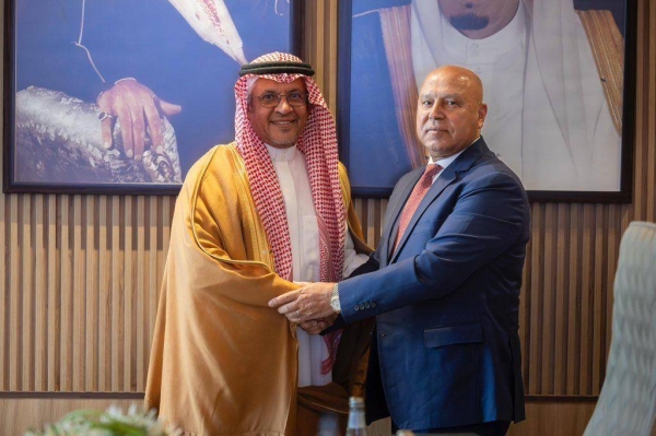 Advisor to the Saudi Royal Court Mohammed Al-Tuwaijri receives Egypt’s Deputy Prime Minister Lt. Gen. Kamel Al-Wazir in Riyadh on Thursday.
