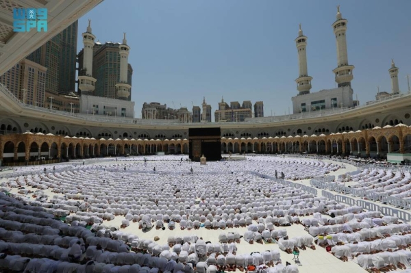 21,421,118 people performed prayers at the Grand Mosque in Makkah. (SPA)