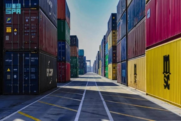 Saudi Arabia's non-oil trade surplus with the Gulf Cooperation Council (GCC) countries recorded an annual growth of 119 percent in the second quarter of 2025, reaching around SR11.9 billion.